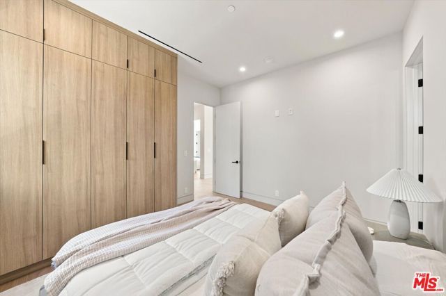 12625 Preston Way, Los Angeles, CA 90066