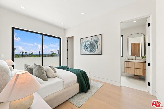 12625 Preston Way, Los Angeles, CA 90066