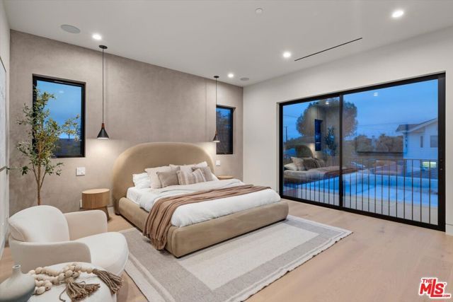 12625 Preston Way, Los Angeles, CA 90066