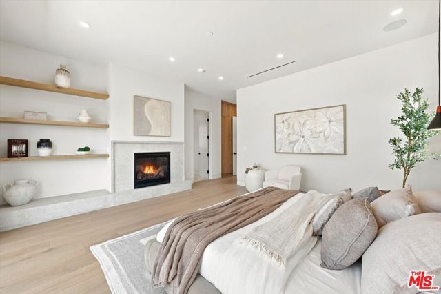 12625 Preston Way, Los Angeles, CA 90066