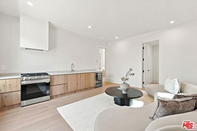12625 Preston Way, Los Angeles, CA 90066