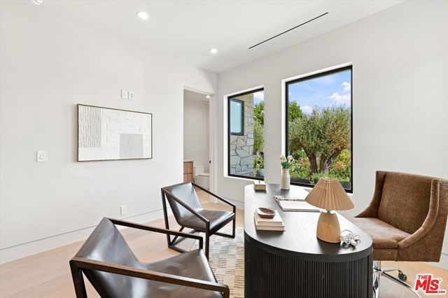 12625 Preston Way, Los Angeles, CA 90066