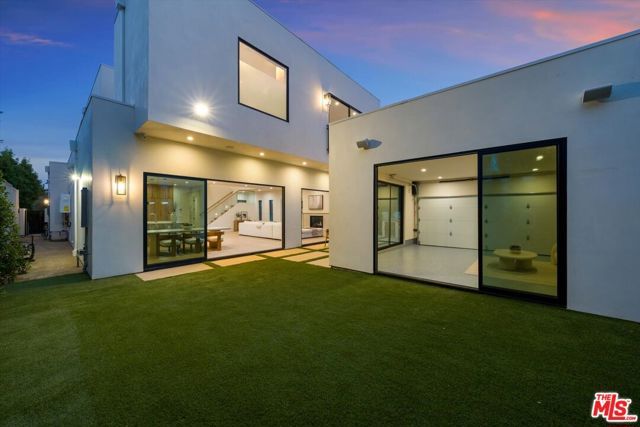 12625 Preston Way, Los Angeles, CA 90066