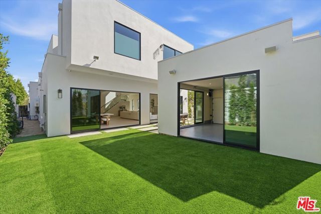 12625 Preston Way, Los Angeles, CA 90066