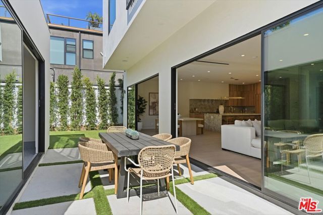12625 Preston Way, Los Angeles, CA 90066