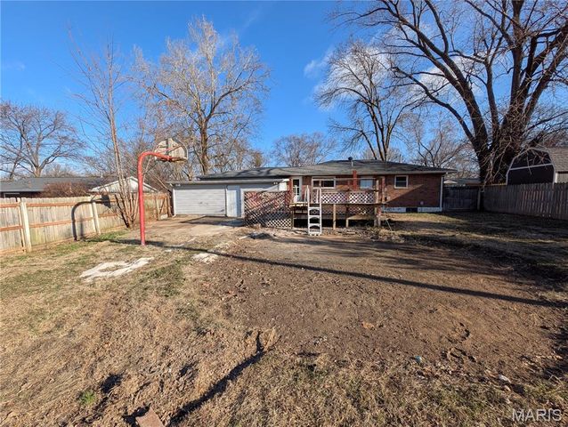 112 Appletree Lane, Glen Carbon, IL 62034