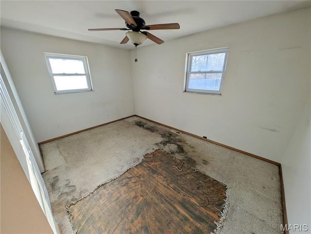 112 Appletree Lane, Glen Carbon, IL 62034