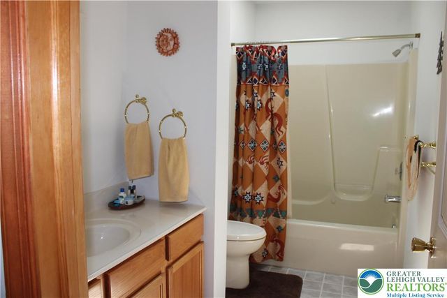 180 Mountainview Drive, Penn Forest Twp, PA 18229