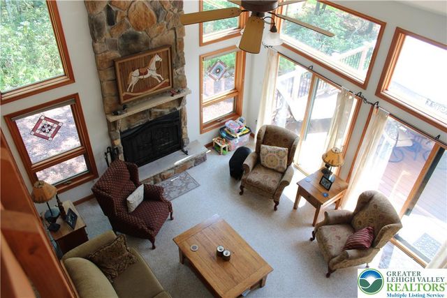 180 Mountainview Drive, Penn Forest Twp, PA 18229