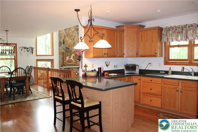 180 Mountainview Drive, Penn Forest Twp, PA 18229