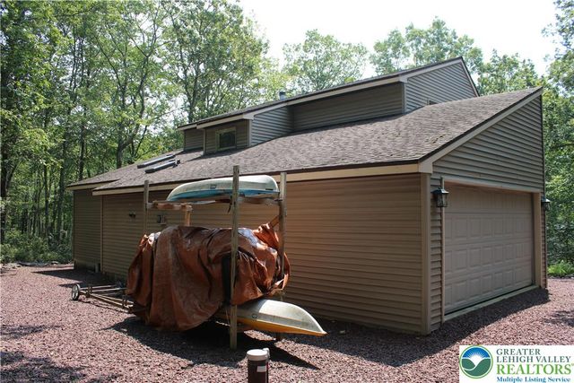 180 Mountainview Drive, Penn Forest Twp, PA 18229