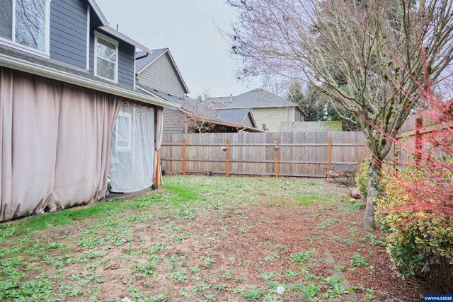 5756 Yvonne Ct SE, Salem, OR 97306