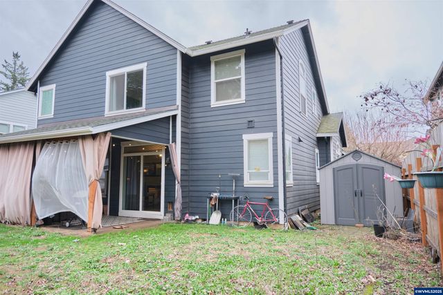 5756 Yvonne Ct SE, Salem, OR 97306