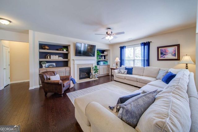 4950 Plainsman Circle, Cumming, GA 30028