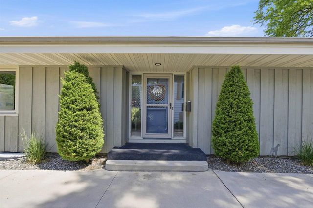 74 S RESERVE AVENUE, Fond Du Lac, WI 54935