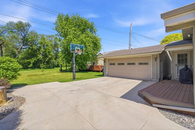 74 S RESERVE AVENUE, Fond Du Lac, WI 54935