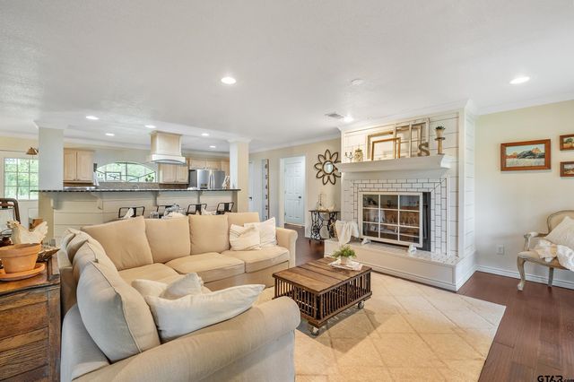 16691 South Lakeview Drive, Troup, TX 75789