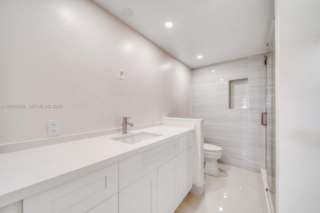 15730 SW 87th Ct, Palmetto Bay, FL 33157