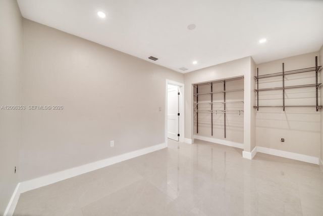 15730 SW 87th Ct, Palmetto Bay, FL 33157