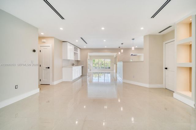 15730 SW 87th Ct, Palmetto Bay, FL 33157