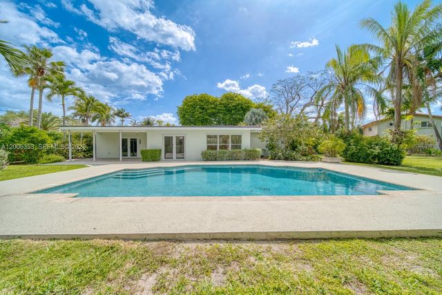 15730 SW 87th Ct, Palmetto Bay, FL 33157