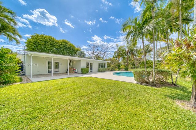 15730 SW 87th Ct, Palmetto Bay, FL 33157