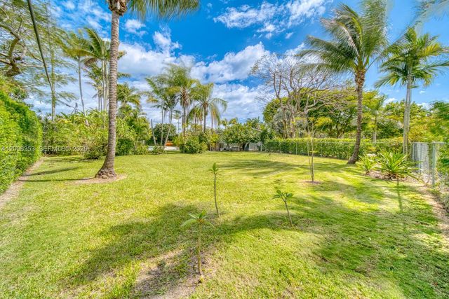 15730 SW 87th Ct, Palmetto Bay, FL 33157