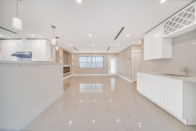 15730 SW 87th Ct, Palmetto Bay, FL 33157