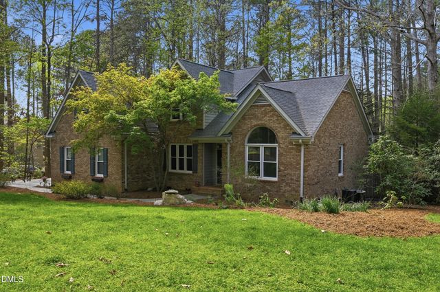 216 Grand Oak Drive, Hillsborough, NC 27278