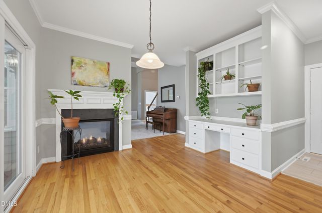 216 Grand Oak Drive, Hillsborough, NC 27278