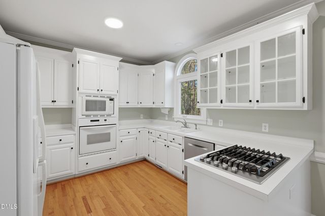 216 Grand Oak Drive, Hillsborough, NC 27278