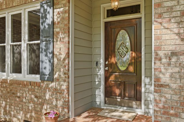 216 Grand Oak Drive, Hillsborough, NC 27278