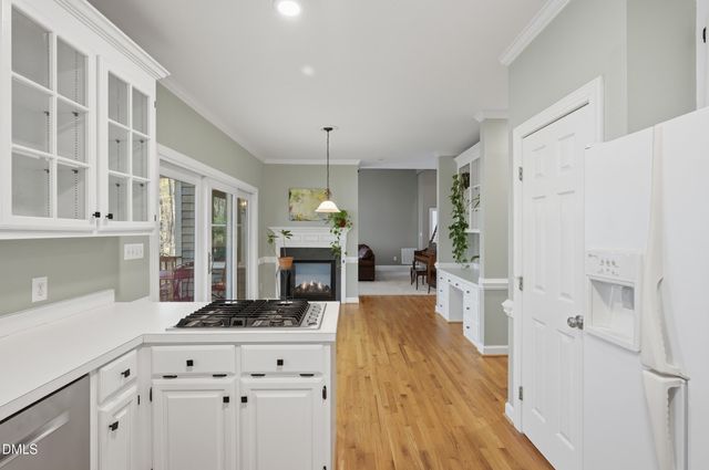 216 Grand Oak Drive, Hillsborough, NC 27278