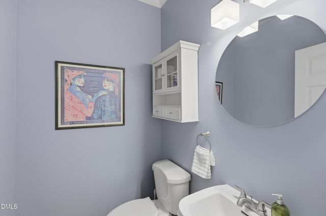 216 Grand Oak Drive, Hillsborough, NC 27278