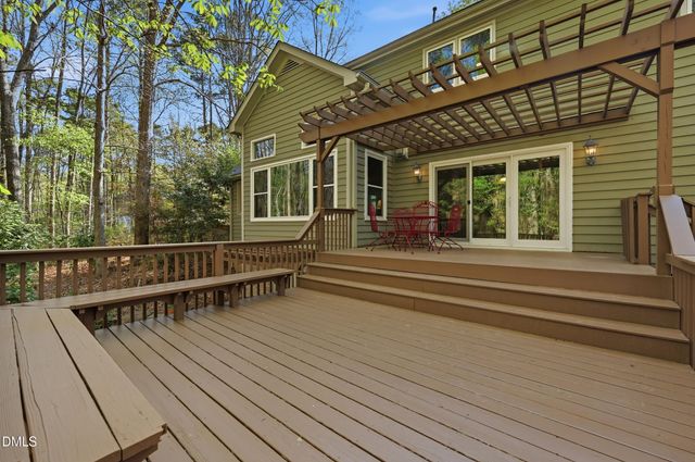 216 Grand Oak Drive, Hillsborough, NC 27278