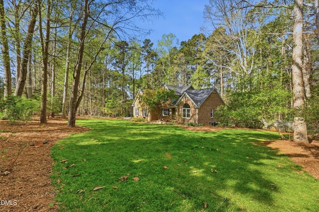 216 Grand Oak Drive, Hillsborough, NC 27278