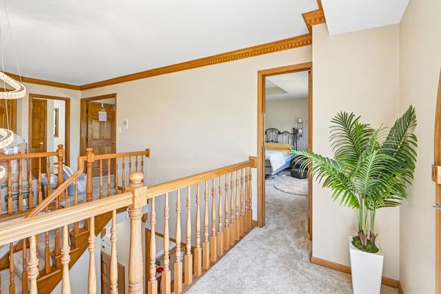 7916 Dooneen Avenue, Tinley Park, IL 60477