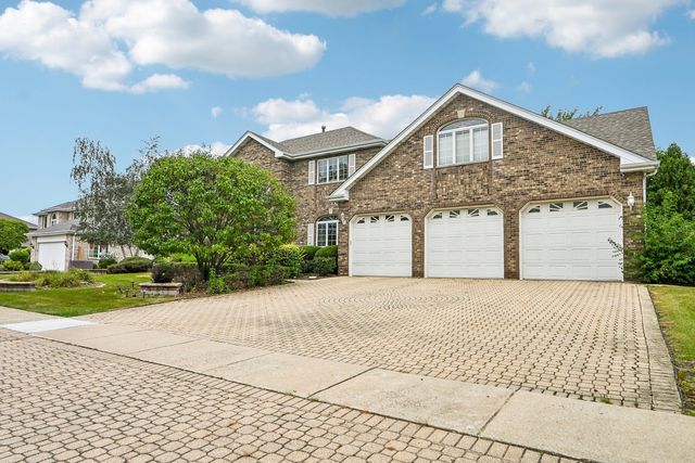 7916 Dooneen Avenue, Tinley Park, IL 60477