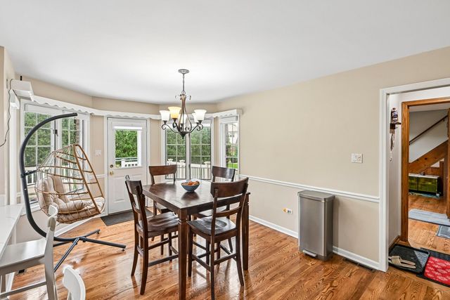 7916 Dooneen Avenue, Tinley Park, IL 60477