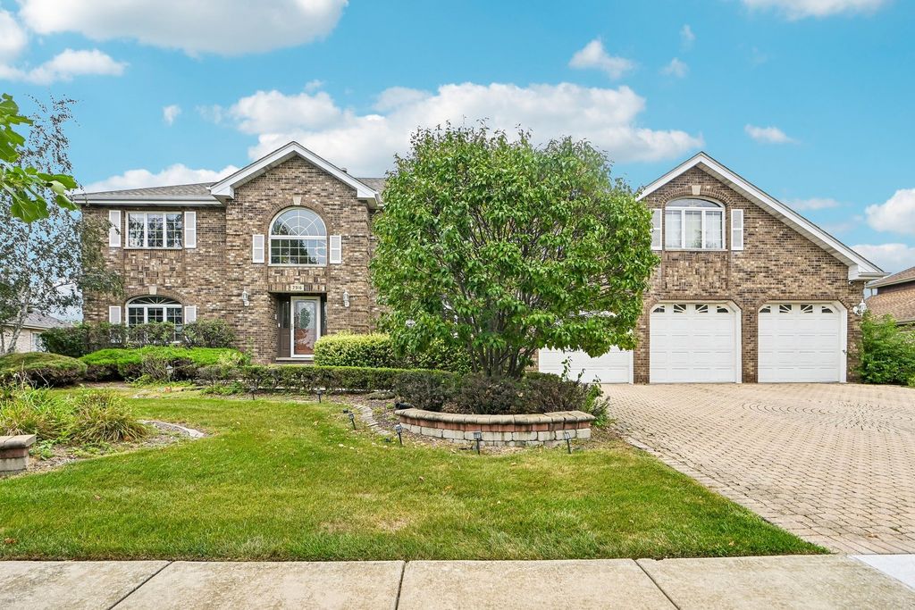 7916 Dooneen Avenue, Tinley Park, IL 60477
