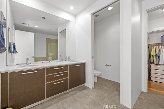 801 S Grand 1611, Los Angeles, CA 90017