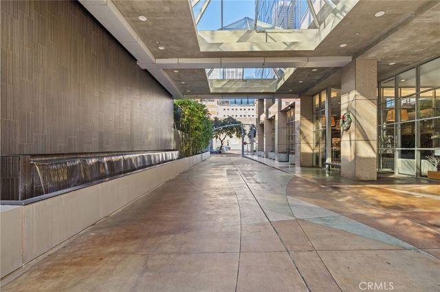 801 S Grand 1611, Los Angeles, CA 90017