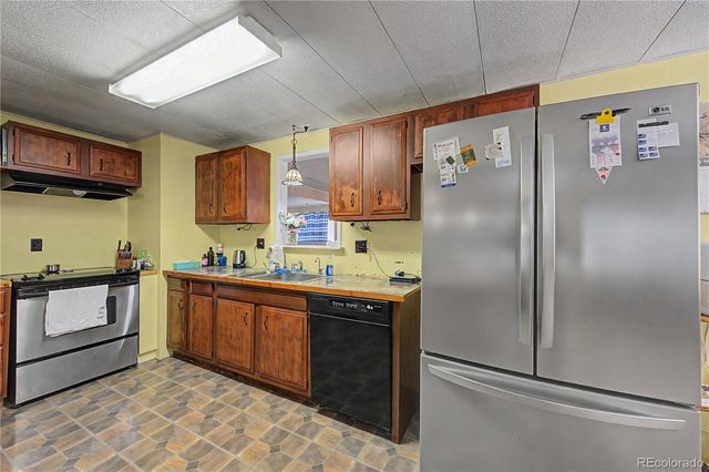 1535 Chestnut Street, Canon City, CO 81212