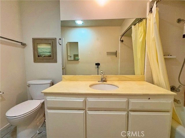 4177 Manhattan Beach Blvd., Lawndale, CA 90260