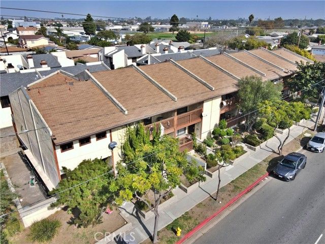 4177 Manhattan Beach Blvd., Lawndale, CA 90260