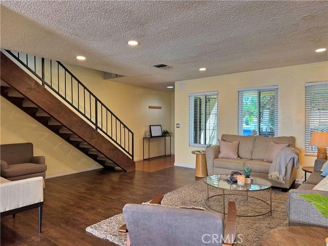 4177 Manhattan Beach Blvd., Lawndale, CA 90260