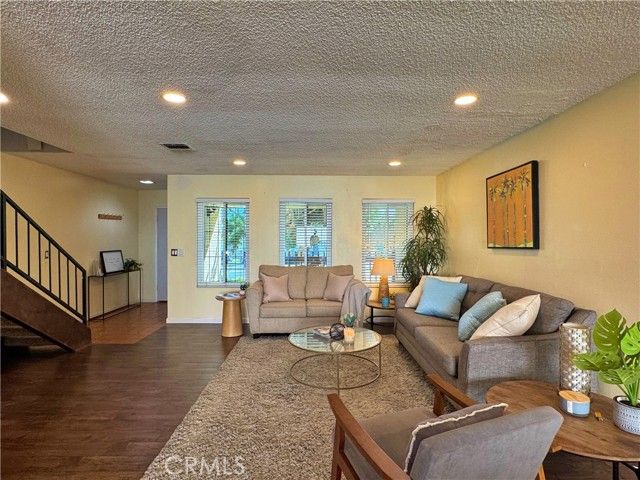 4177 Manhattan Beach Blvd., Lawndale, CA 90260