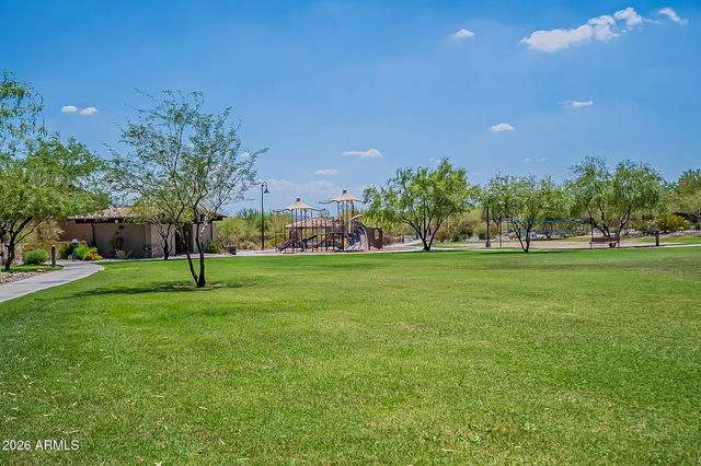 10018 E RIDGERUNNER Drive, Scottsdale, AZ 85255