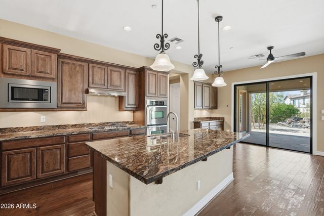 10018 E RIDGERUNNER Drive, Scottsdale, AZ 85255