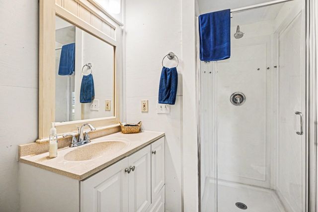 4118 Hardin Drive, Galveston, TX 77554